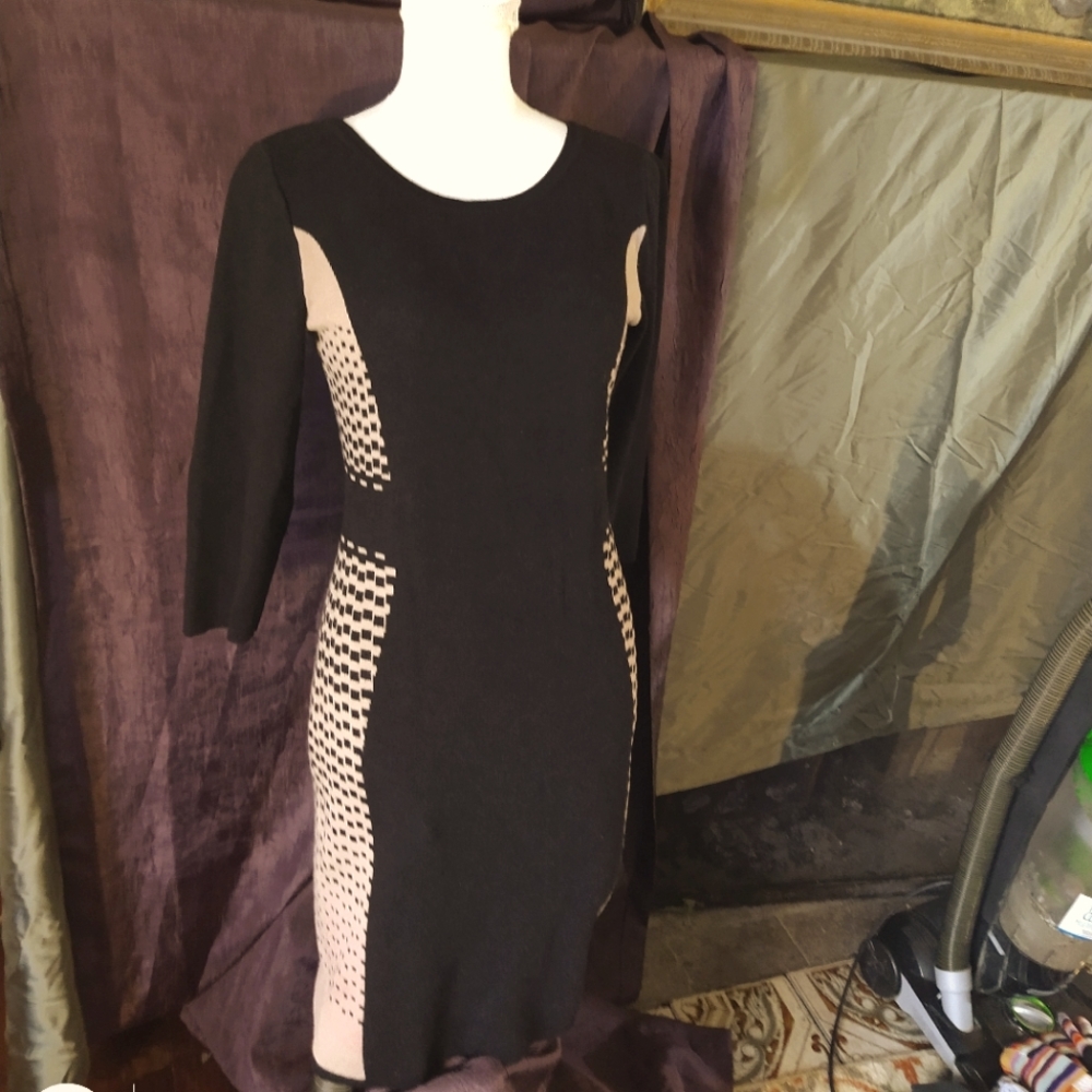 Nine West geometric print sweater dress sz small